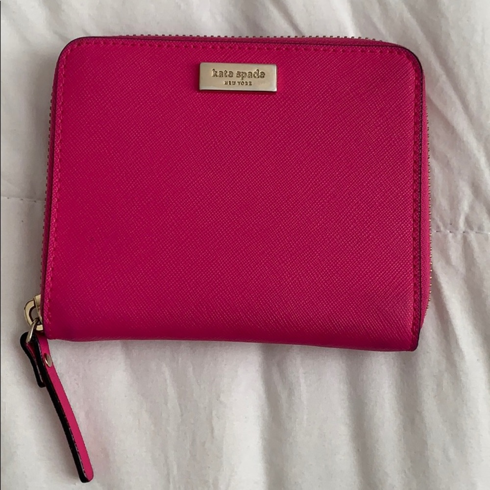 Kate spade zip wallet